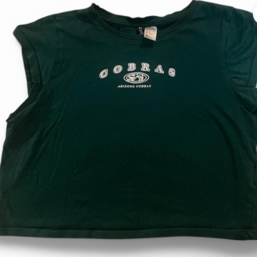 H&M divided Cobras Arizona Cobras cropped tee
